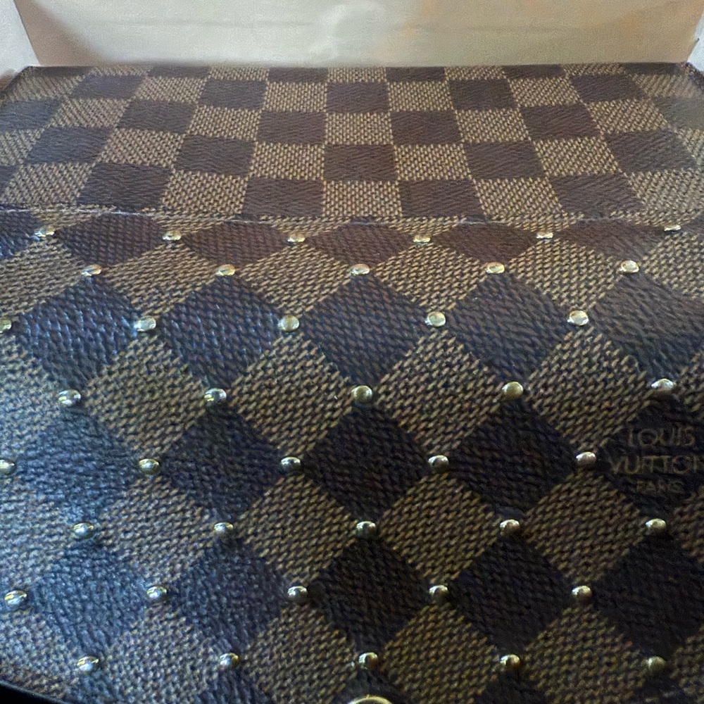 Louis Vuitton Brown Checkered Wallet - Picture 4 of 11